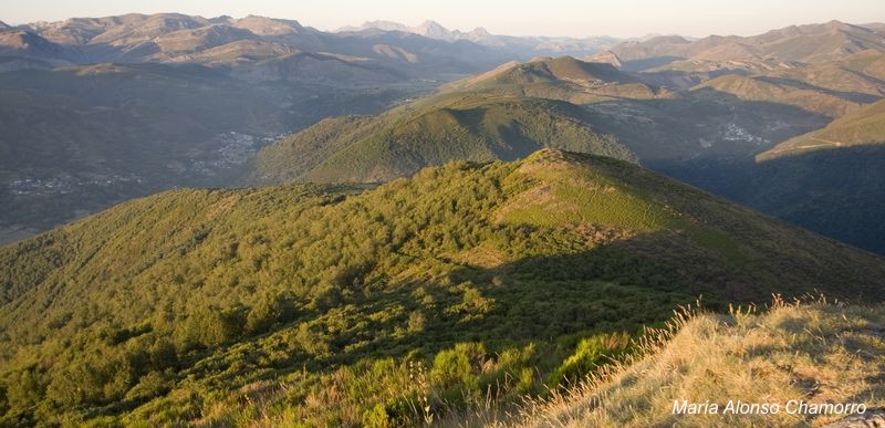 Atardecer_en_el pico_de_la_Cruz Monte_Cueto_Nidio.jpg